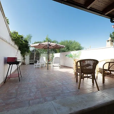 Casa Lilla & Ciclamino Maison d'hôtes Marina di Mancaversa